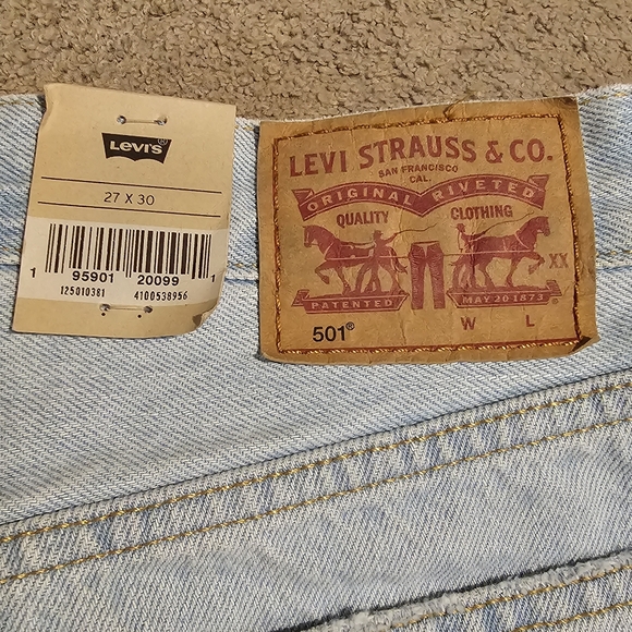 NWT Levi's 501 original button fly jeans 27 x 30 - Picture 2 of 5